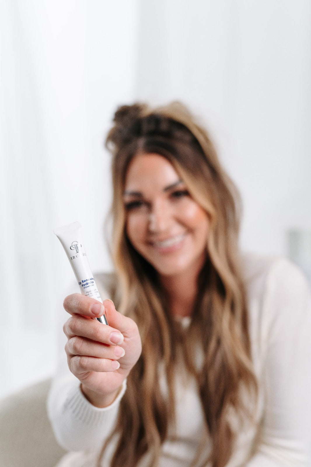 CIRCADIA Lip Renewing Hydrator naked